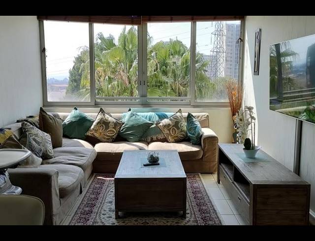 3 BEDROOM APARTMENT FOR SALE IN BEDFORD GARDENS